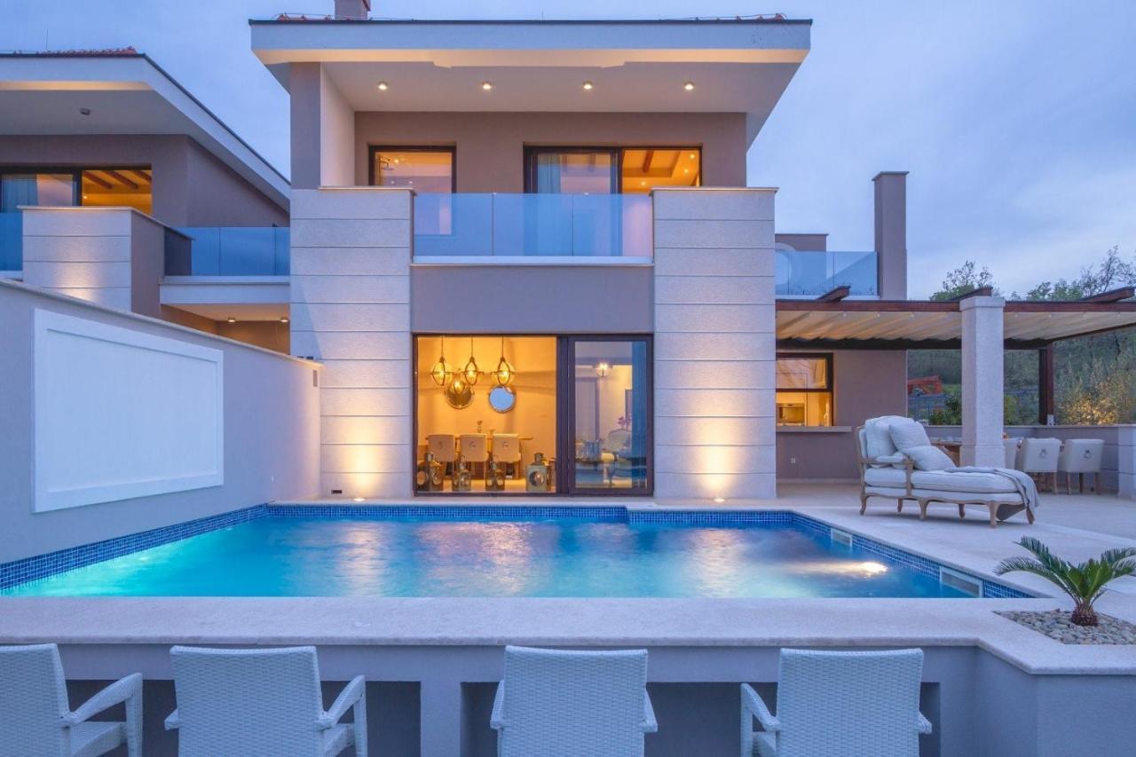Luxury Villa Prova1 Малинська Екстер'єр фото